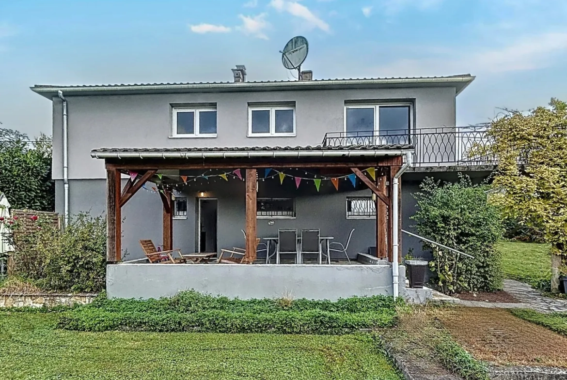 Maison individuelle à Courcelles sur Nied avec 4 chambres, garage et jardin plein sud 