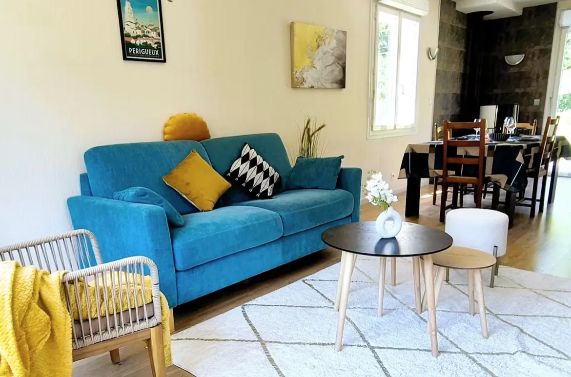 Vente maison 4 chambres avec piscine et garage à Bergerac 