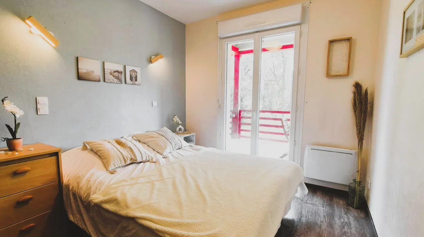 Vente maison 4 chambres avec piscine et garage à Bergerac 