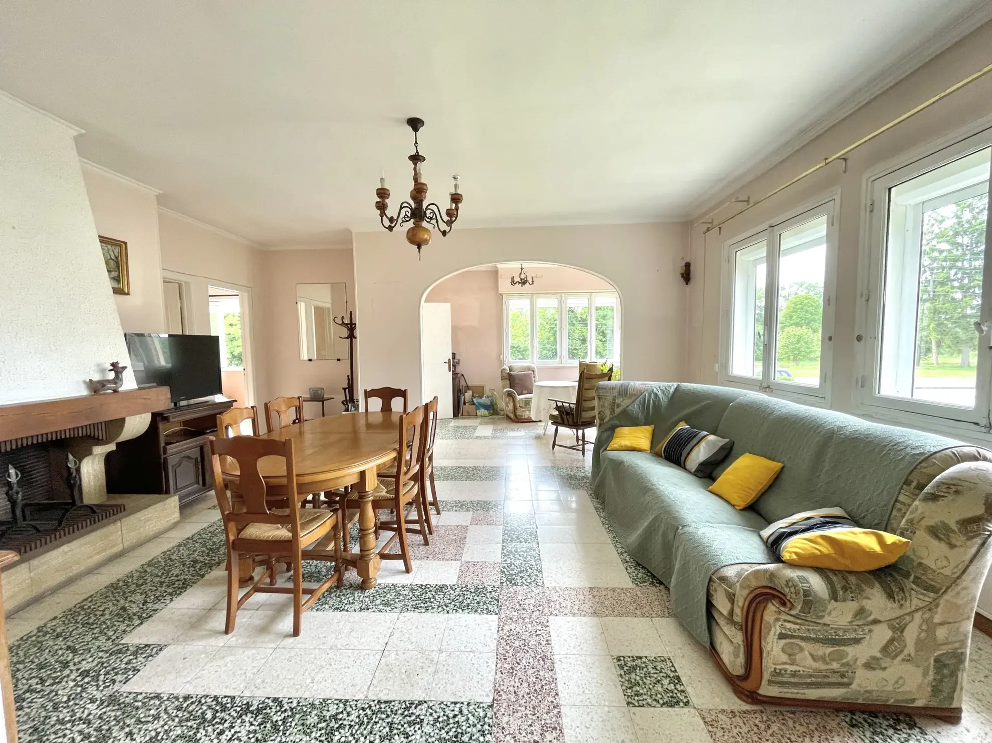 Maison de 1960 avec jardin à Remicourt, Saint-Quentin - 3 chambres 