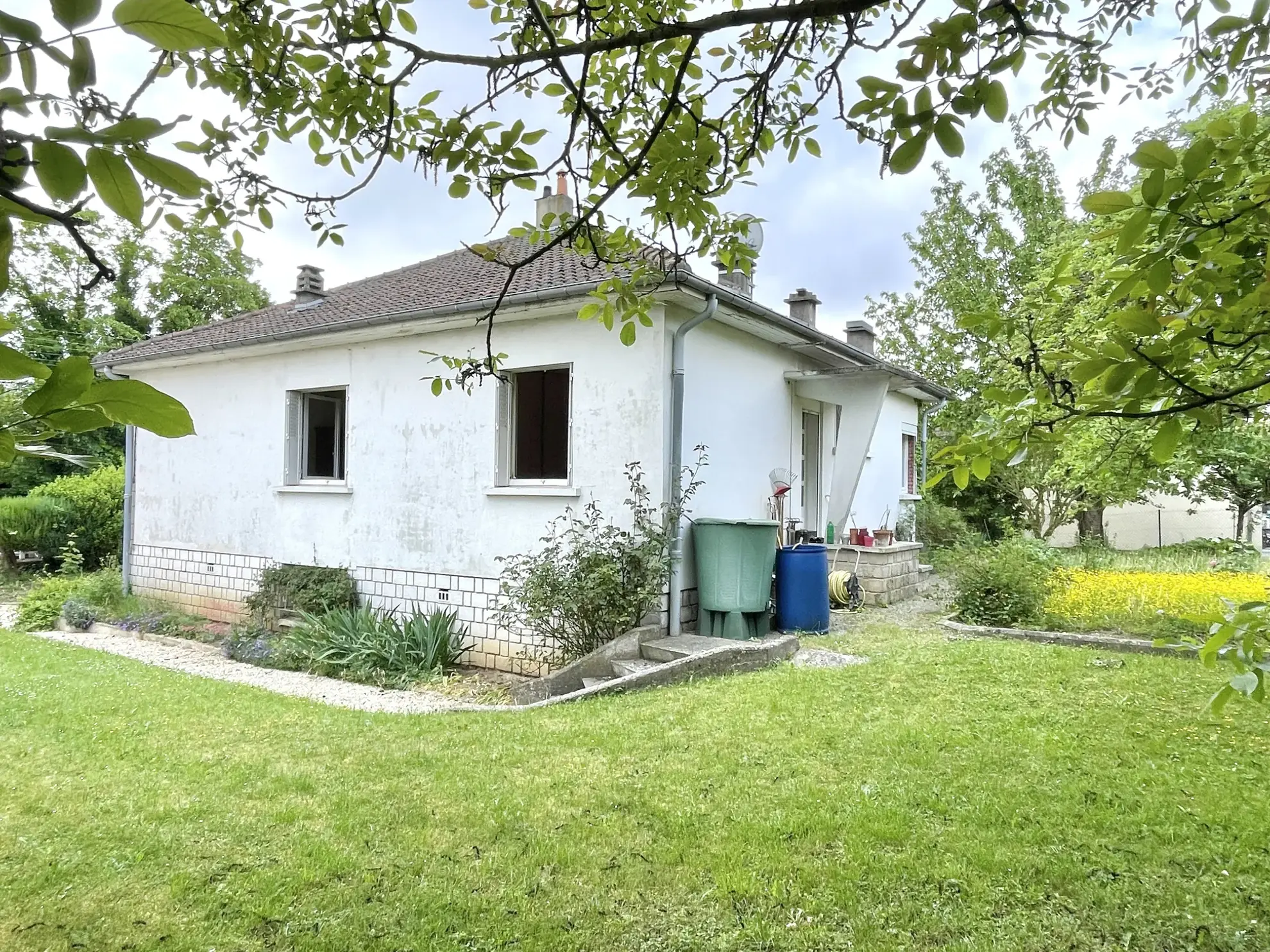 Maison de 1960 avec jardin à Remicourt, Saint-Quentin - 3 chambres 
