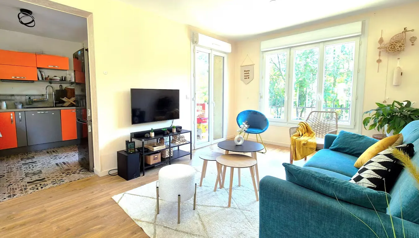 Vente maison 4 chambres avec piscine et garage à Bergerac 