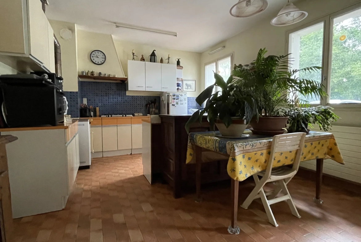 Magnifique maison de plain-pied de 285 m² avec grands terrains à Premery 