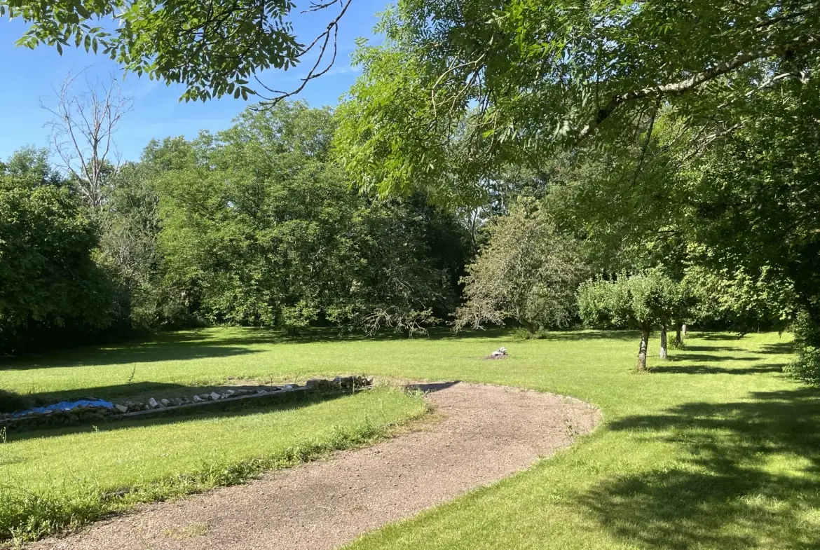 Magnifique maison de plain-pied de 285 m² avec grands terrains à Premery 