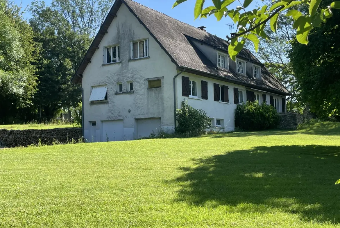 Magnifique maison de plain-pied de 285 m² avec grands terrains à Premery 