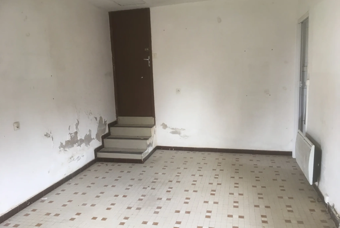 Ensemble immobilier avec deux maisons, dépendances, vue rivière à Marillet en Vendée 