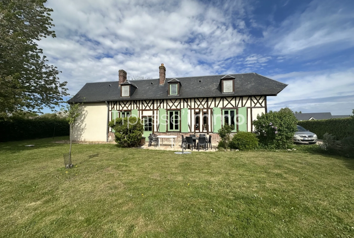 Maison normande lumineuse à Saint-Pierre-des-Fleurs avec grand terrain 