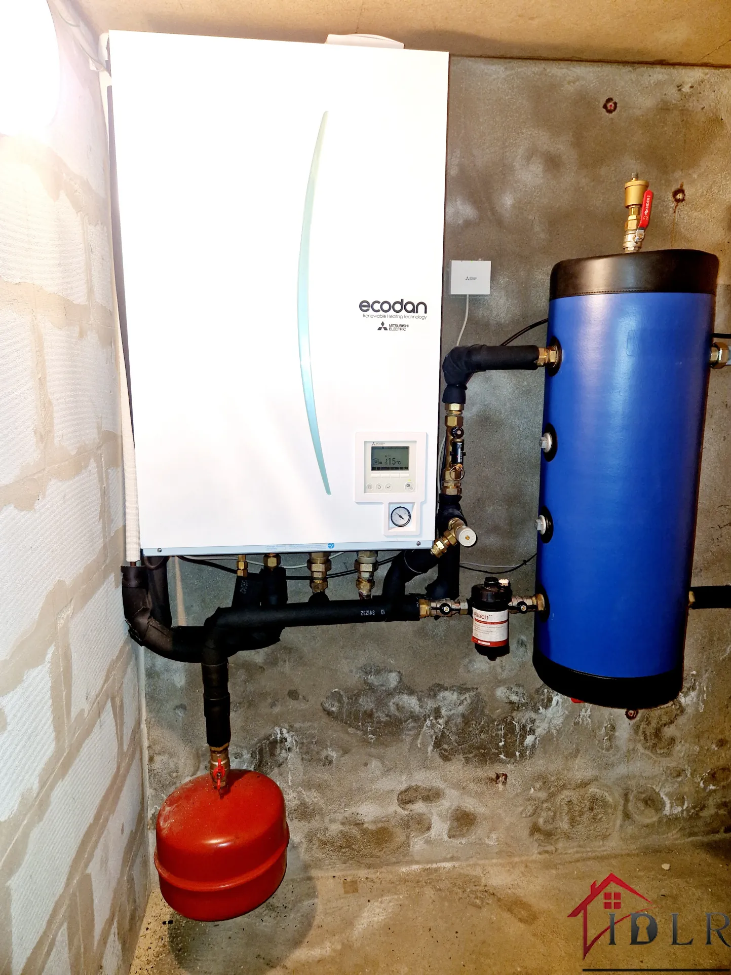 Ancien relais de poste authentique avec grandes surfaces et potentiel à Fayl Billot 