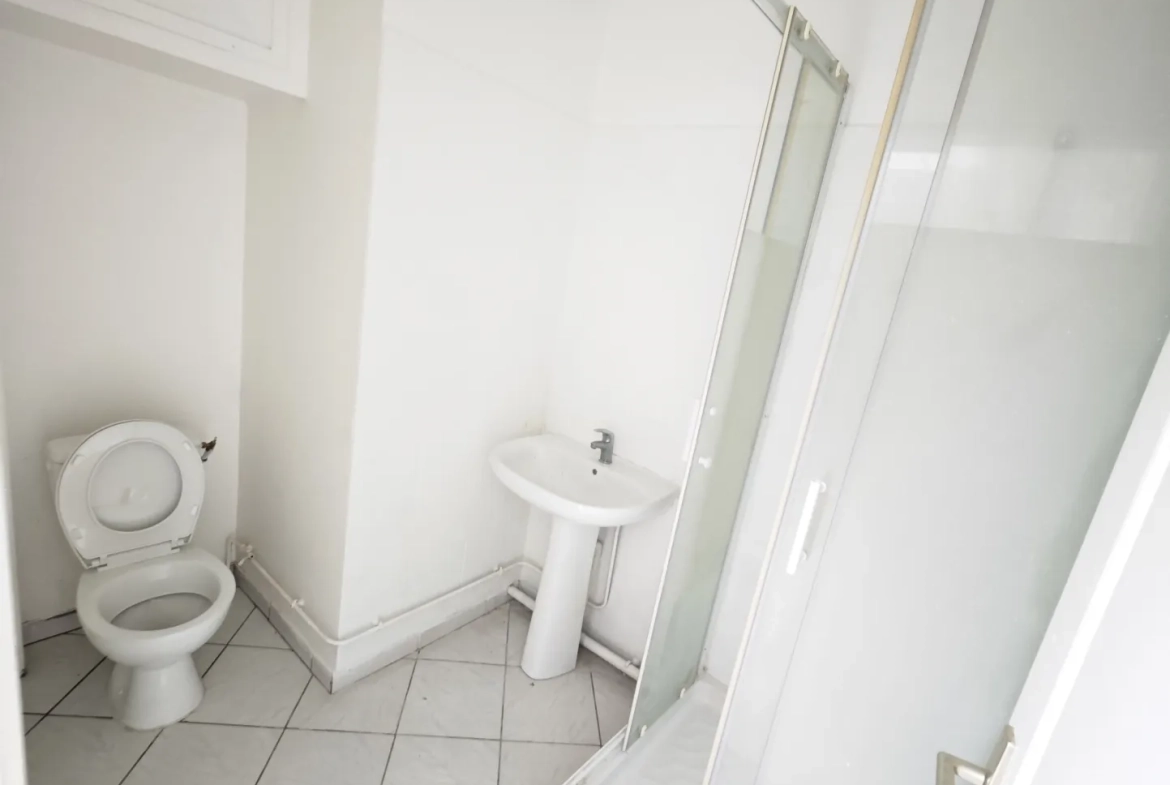 Immeuble de rapport à vendre à Roubaix - Opportunité d'investissement avec fort potentiel 
