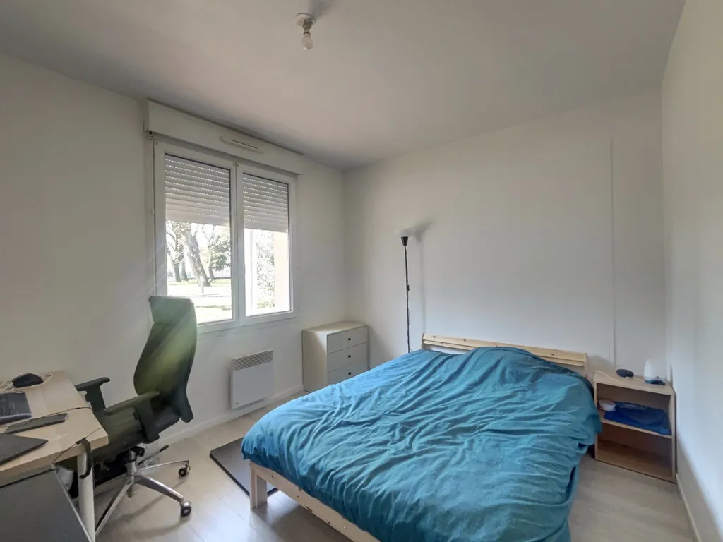 Appartement T3 de 66 m² à Romans-sur-Isère avec parking et cave – Opportunité d’investissement 