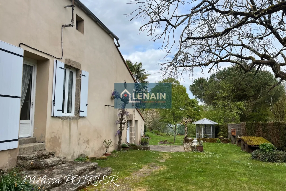 Maison de village de 187m² avec 5 chambres et grand terrain proche Cholet 