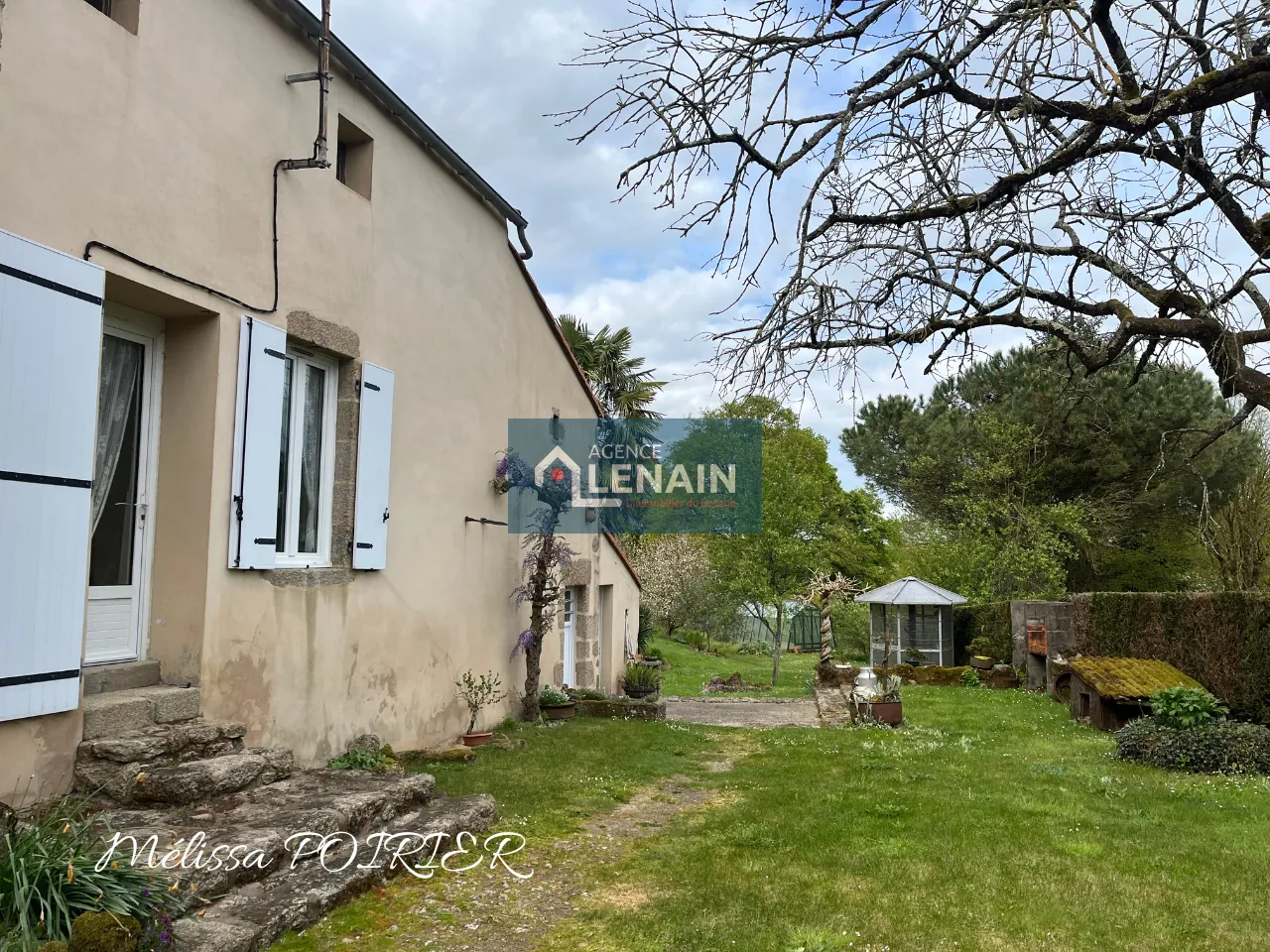 Maison de village de 187m² avec 5 chambres et grand terrain proche Cholet 