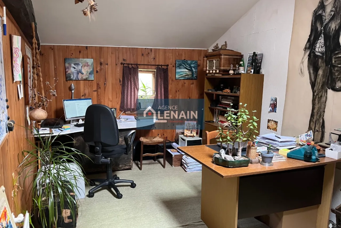 Maison de village de 187m² avec 5 chambres et grand terrain proche Cholet 