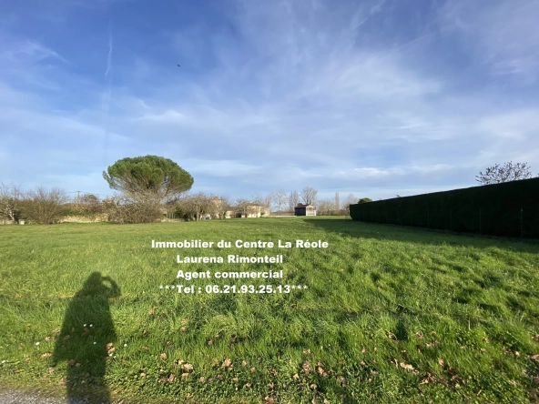 Terrain constructible de 1510 m² à La Réole, environnement calme