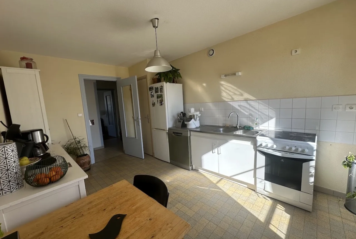 Maison de village en excellent état à Chambilly, 133 m² avec terrain clos 