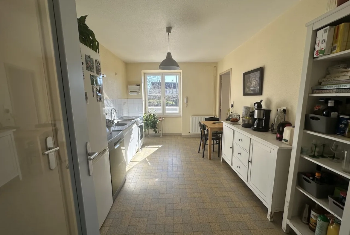 Maison de village en excellent état à Chambilly, 133 m² avec terrain clos 