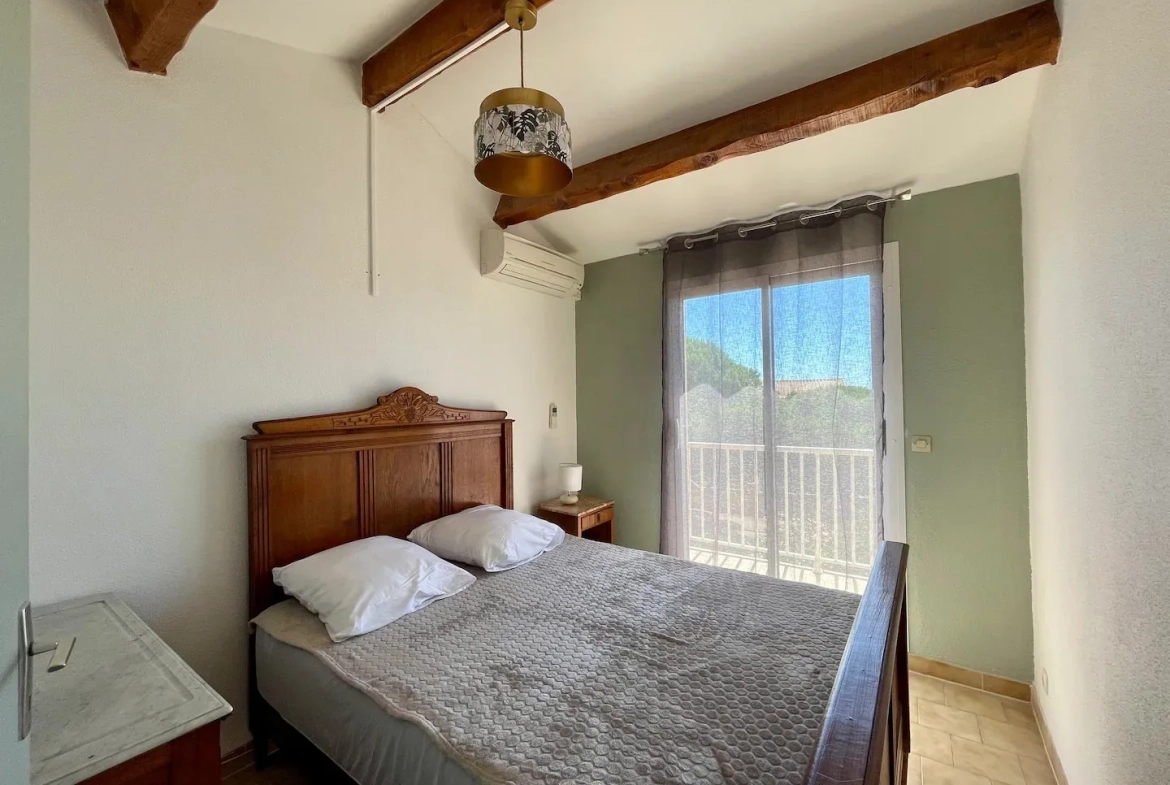 Maison de 65 m² avec vue mer, terrasses et jardin à Fleury 