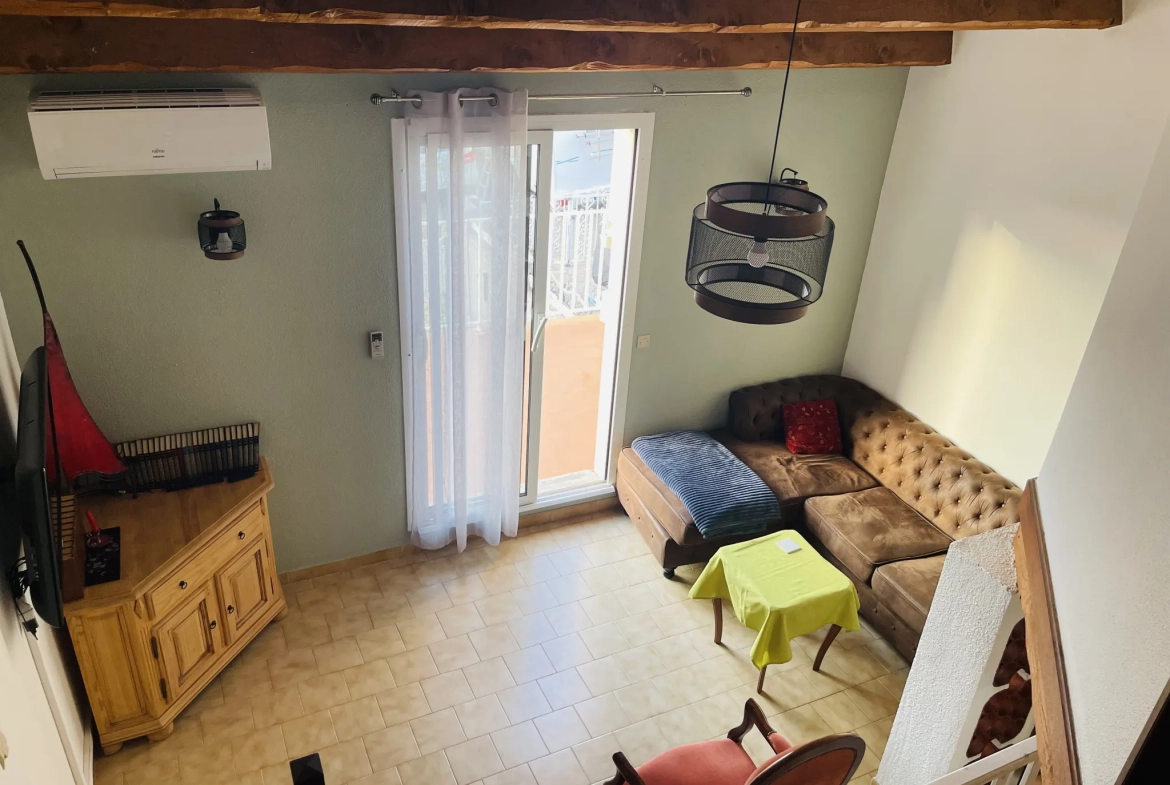 Maison de 65 m² avec vue mer, terrasses et jardin à Fleury 