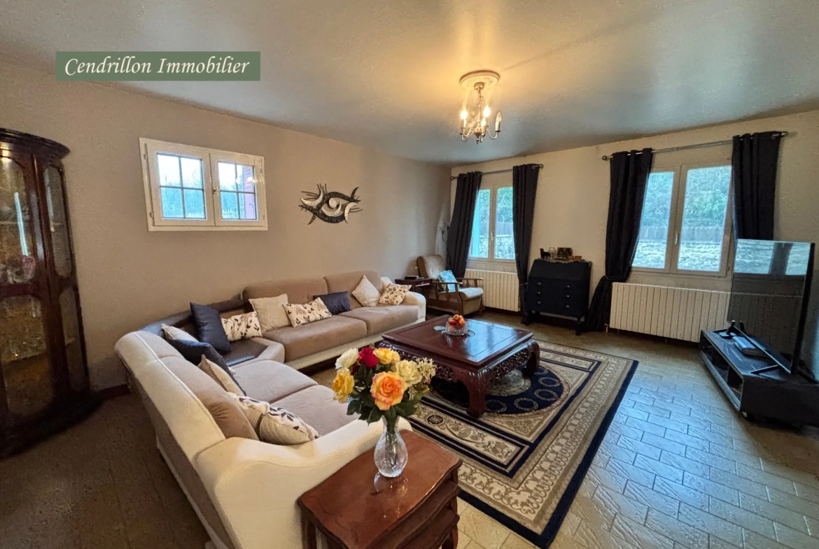 Maison 3 chambres avec garage, dépendances et vue campagne à Bourganeuf 