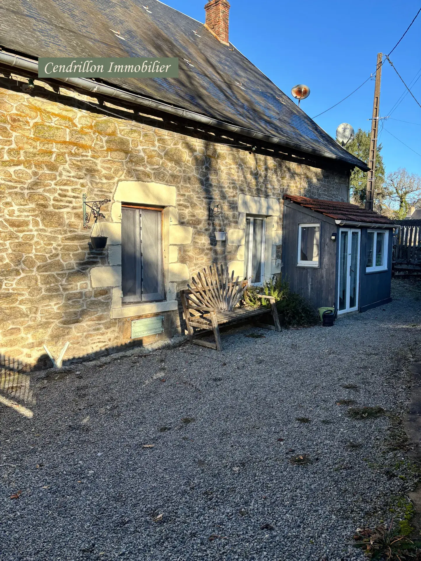 Maison 3 chambres avec garage, dépendances et vue campagne à Bourganeuf 