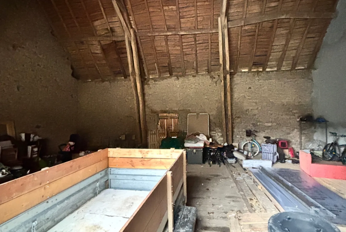 Maison 3 chambres avec garage, dépendances et vue campagne à Bourganeuf 