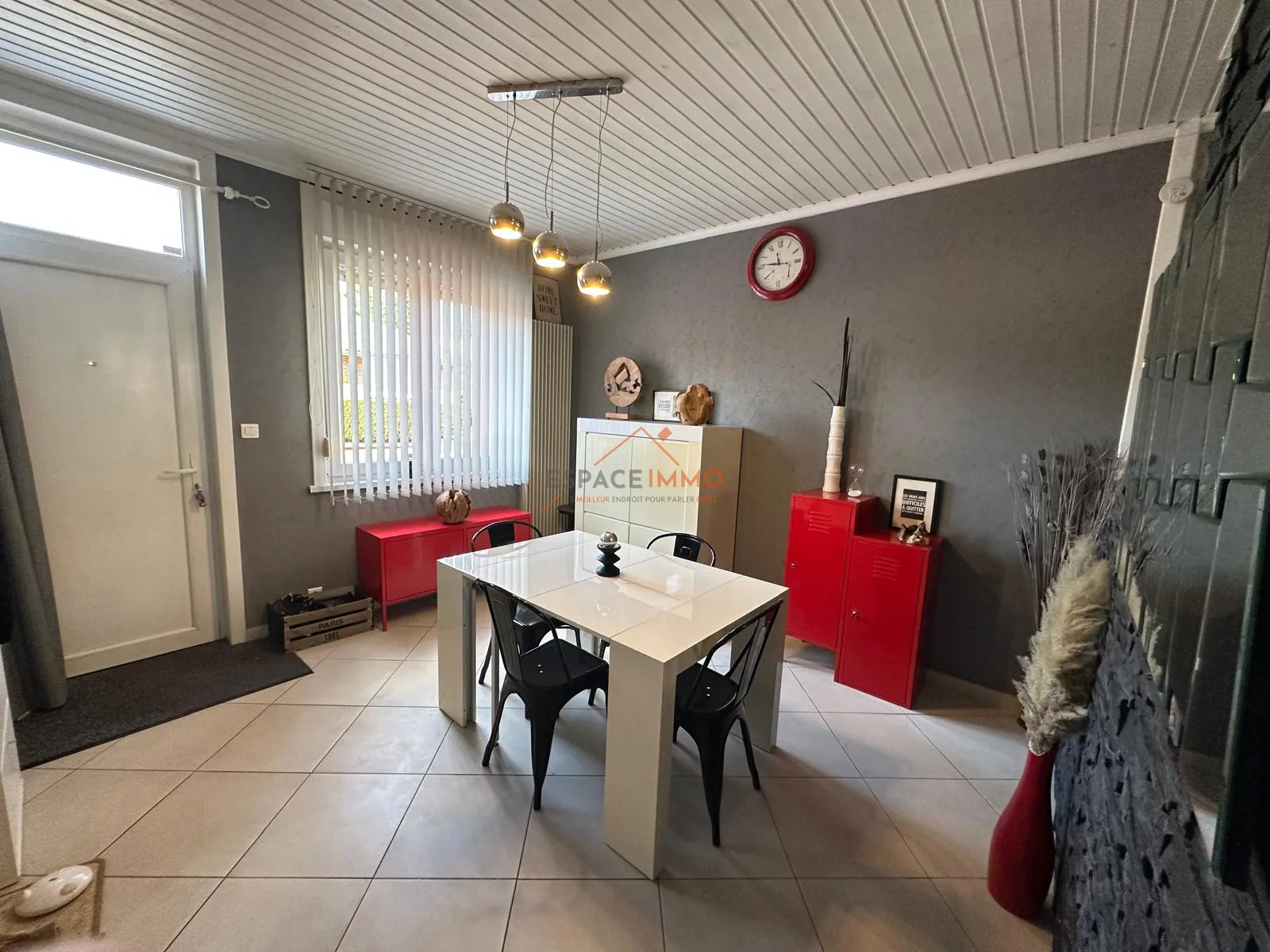 Maison 4 pièces à Raismes de 99,81 m² avec terrasse et terrain 