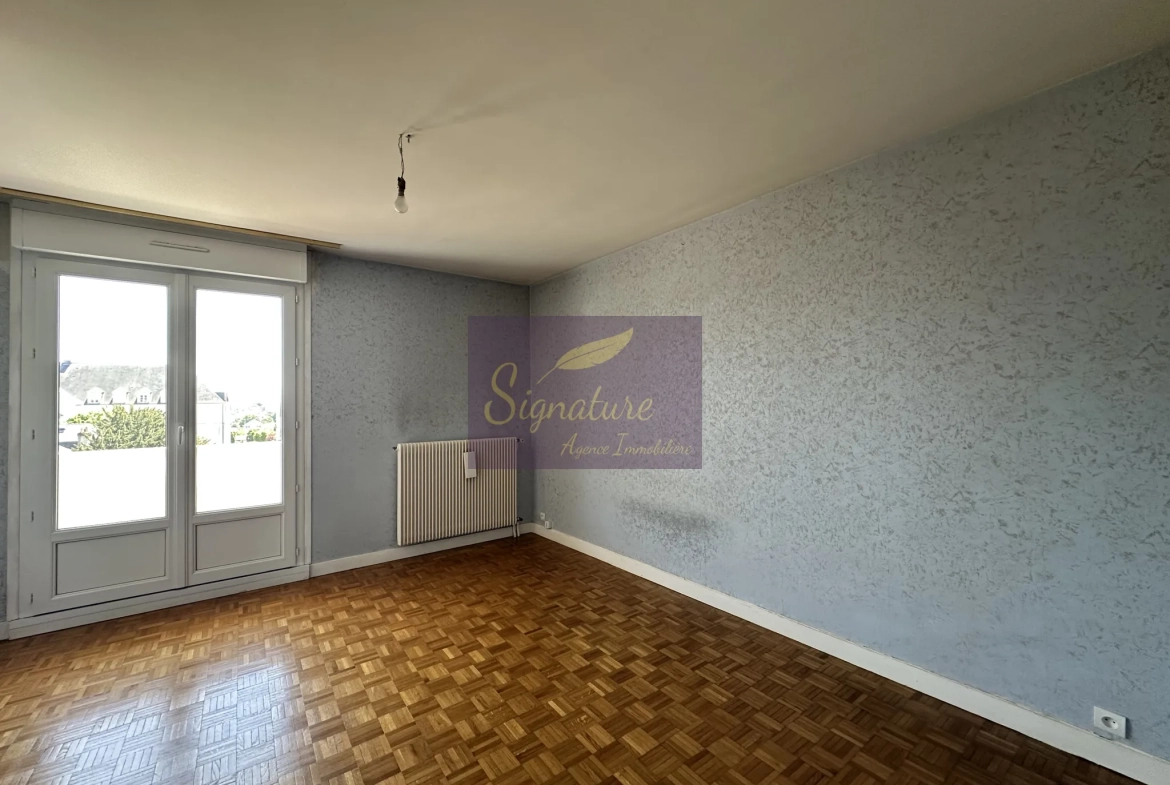 Appartement T3 avec grand balcon plein sud à Le Mans - Dernier étage 