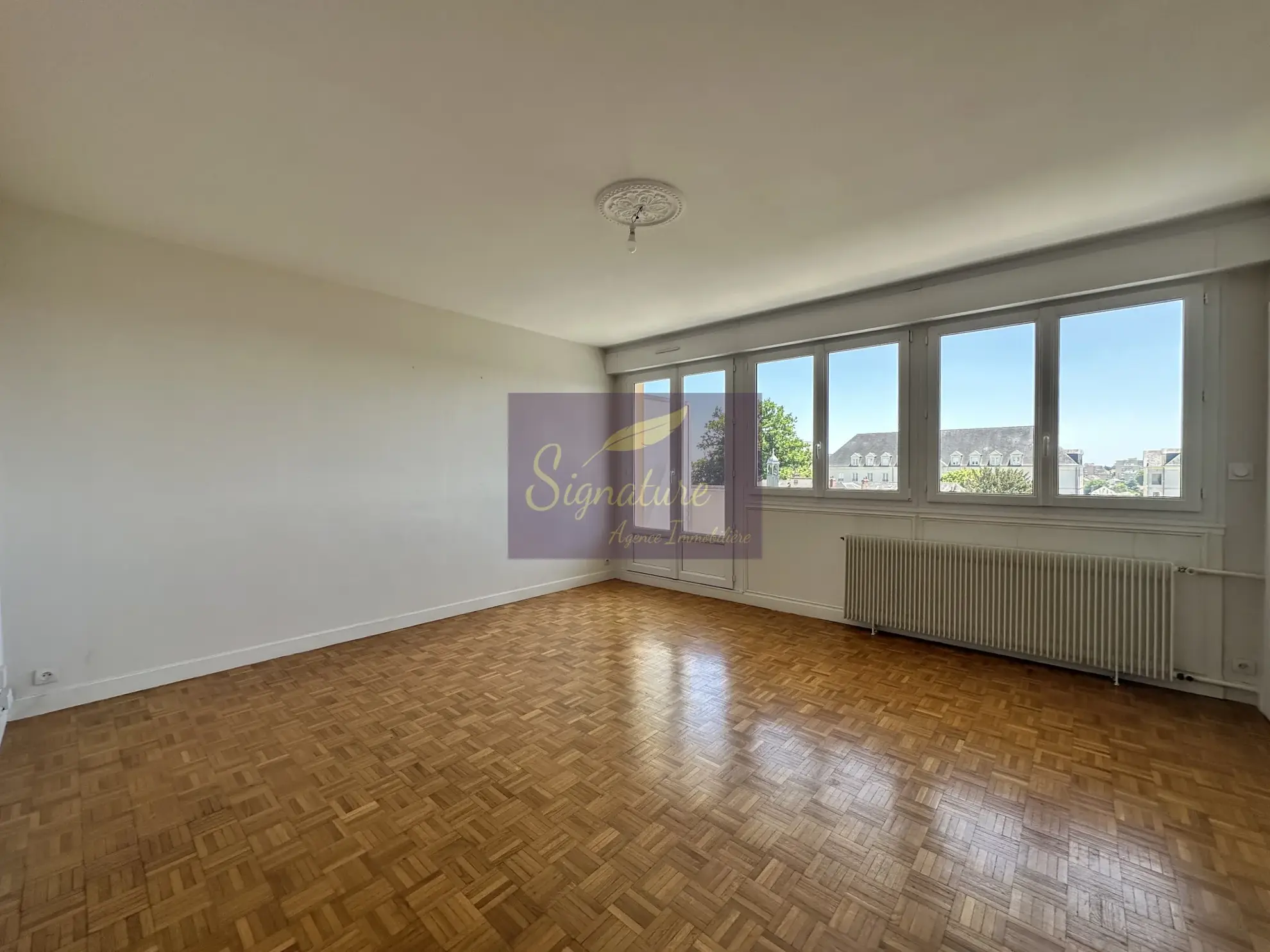 Appartement T3 avec grand balcon plein sud à Le Mans - Dernier étage 