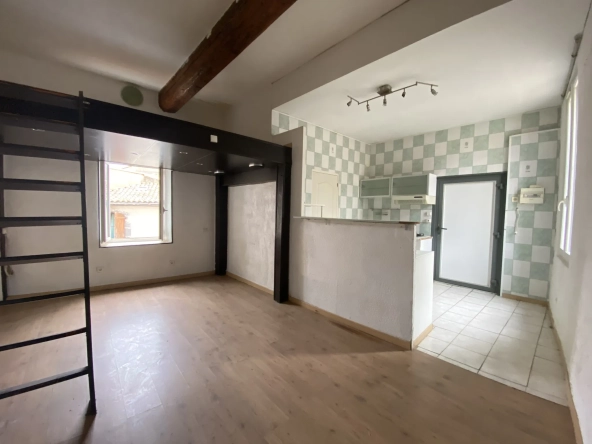 Studio de 28 m² à Vias, lumineux et idéalement situé