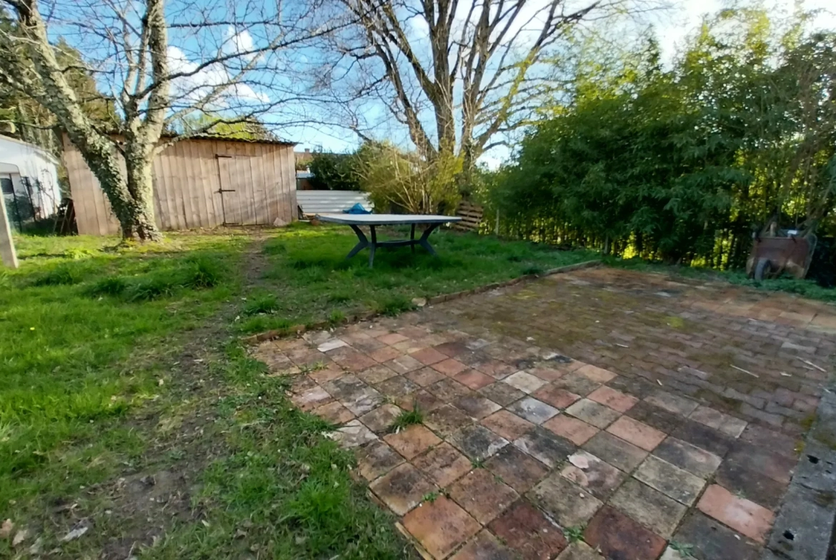 Longère habitable et bâtisse à rénover à Mussidan, proche Bordeaux 