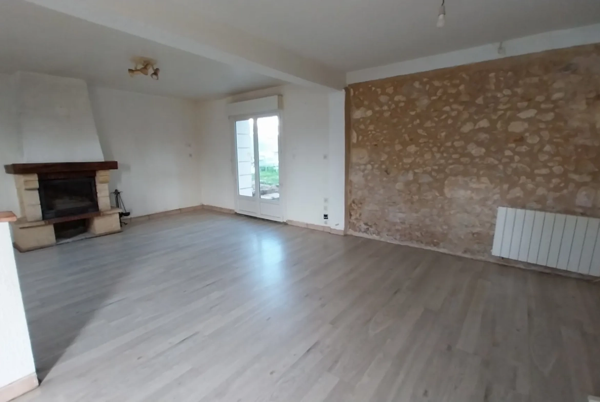 Longère habitable et bâtisse à rénover à Mussidan, proche Bordeaux 