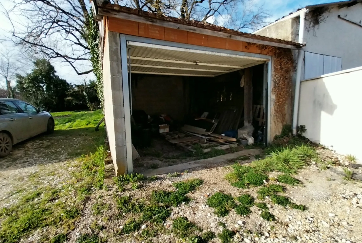 Longère habitable et bâtisse à rénover à Mussidan, proche Bordeaux 