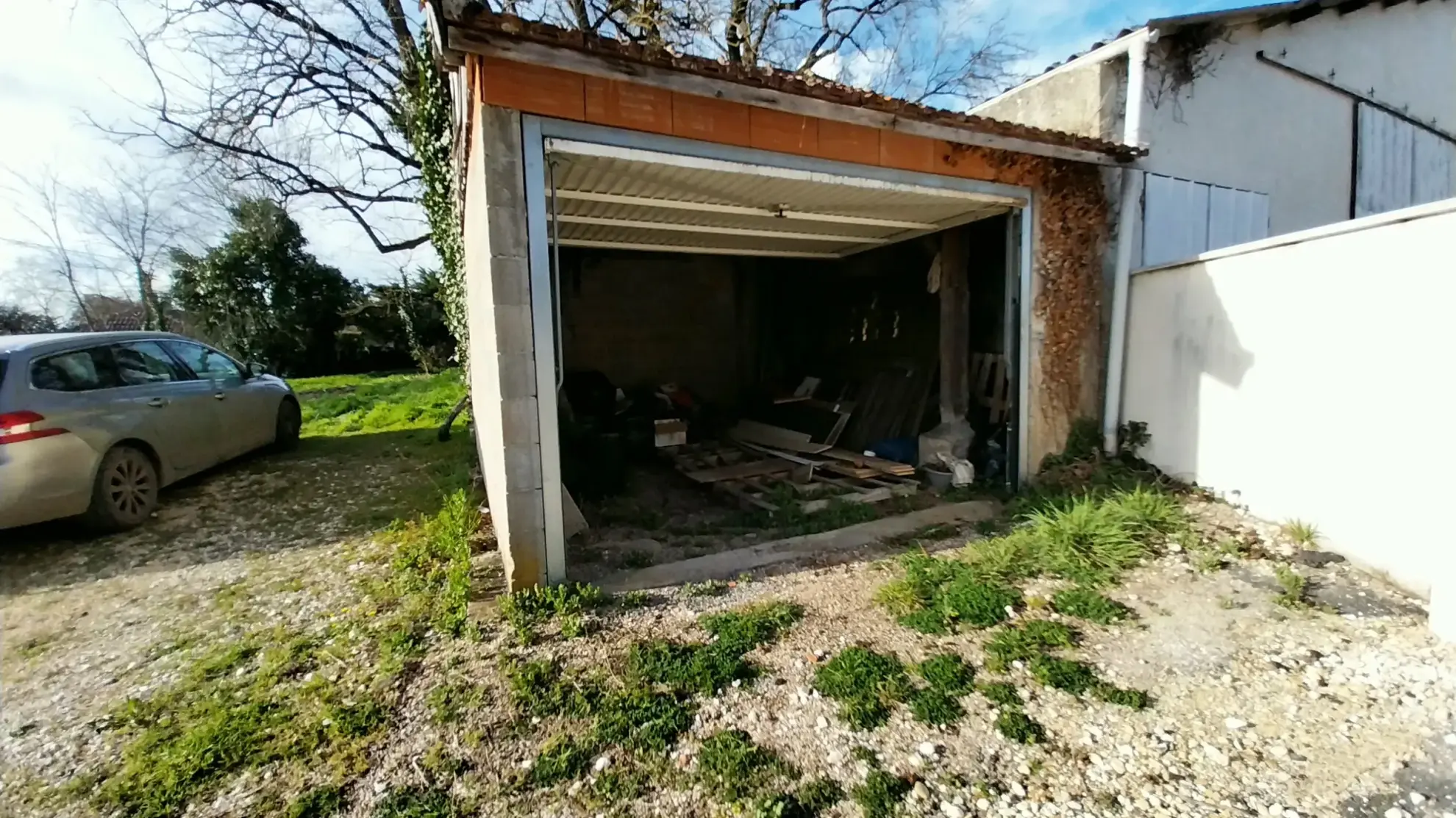 Longère habitable et bâtisse à rénover à Mussidan, proche Bordeaux 