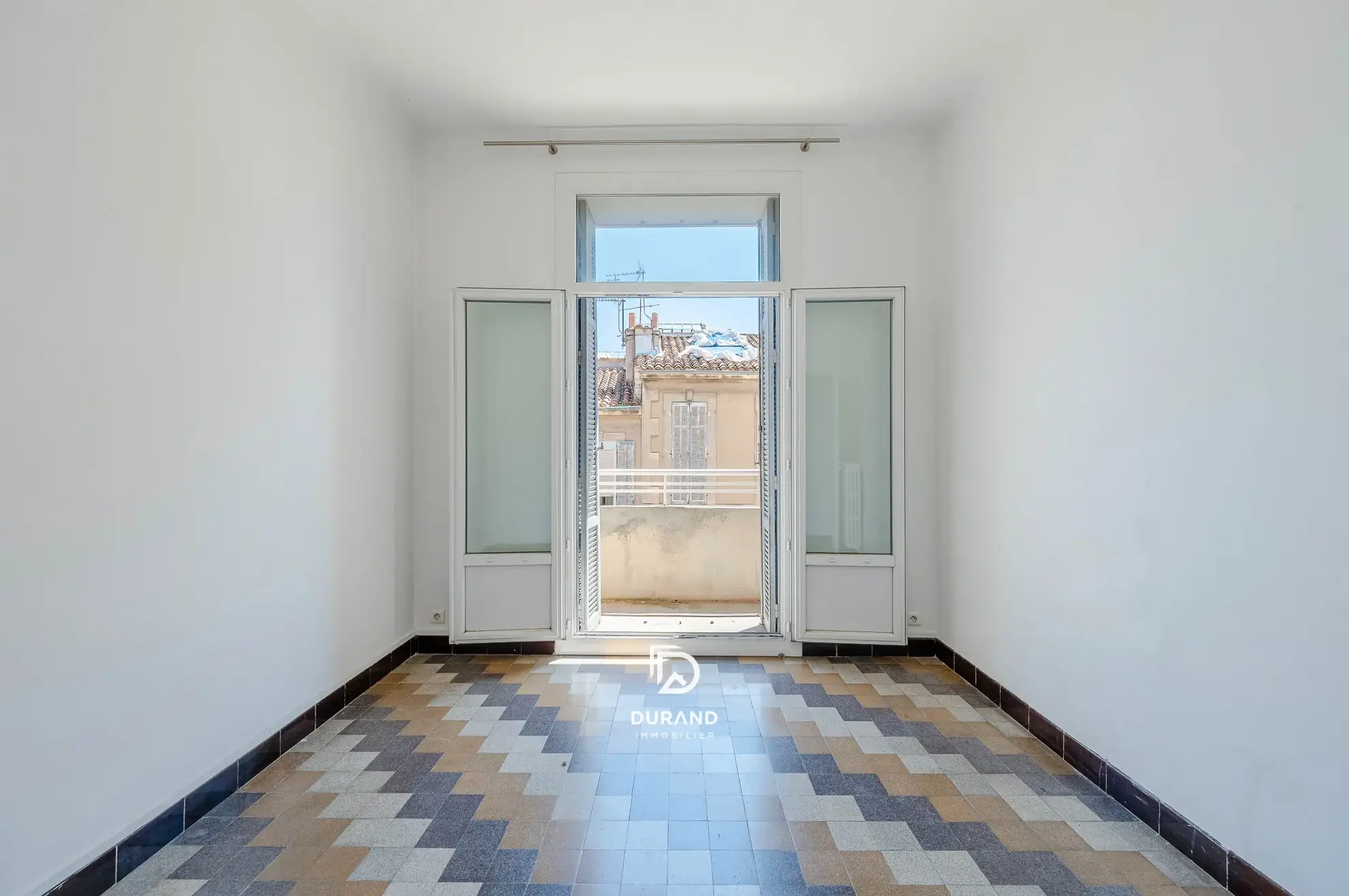 Appartement de 47 m² à Périer, Marseille – Calme et proximité des commodités 