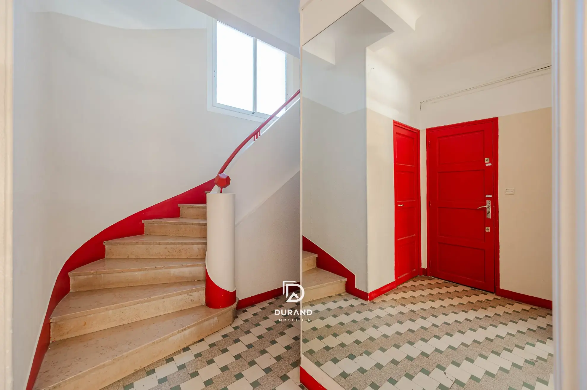 Appartement de 47 m² à Périer, Marseille – Calme et proximité des commodités 