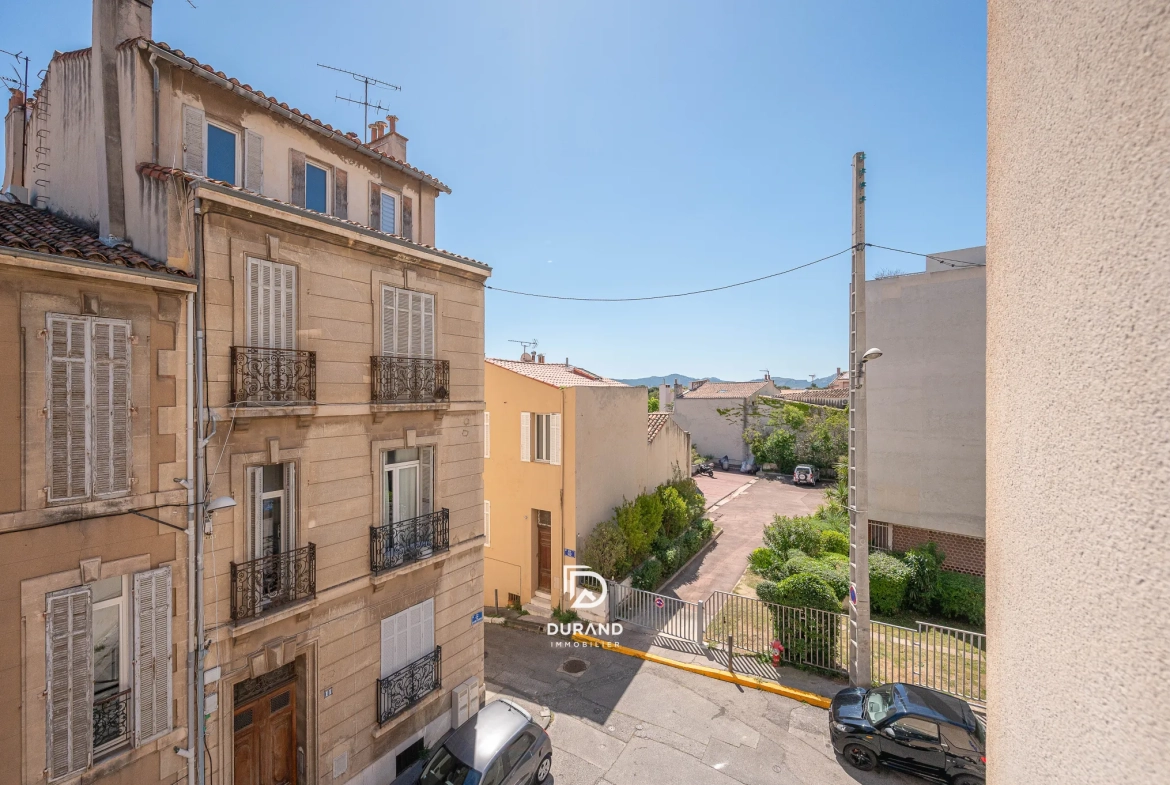Appartement de 47 m² à Périer, Marseille – Calme et proximité des commodités 