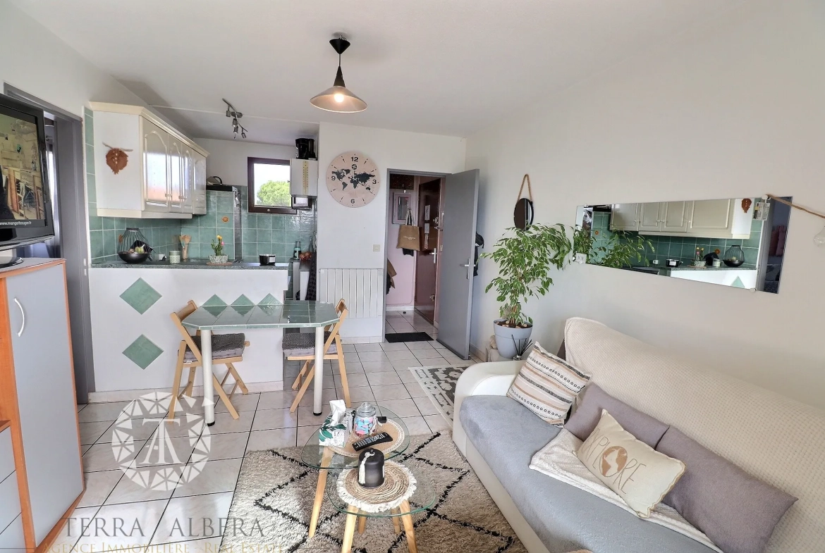 Appartement 3 pièces à Canet Sud avec terrasse et parking à 250m de la mer 