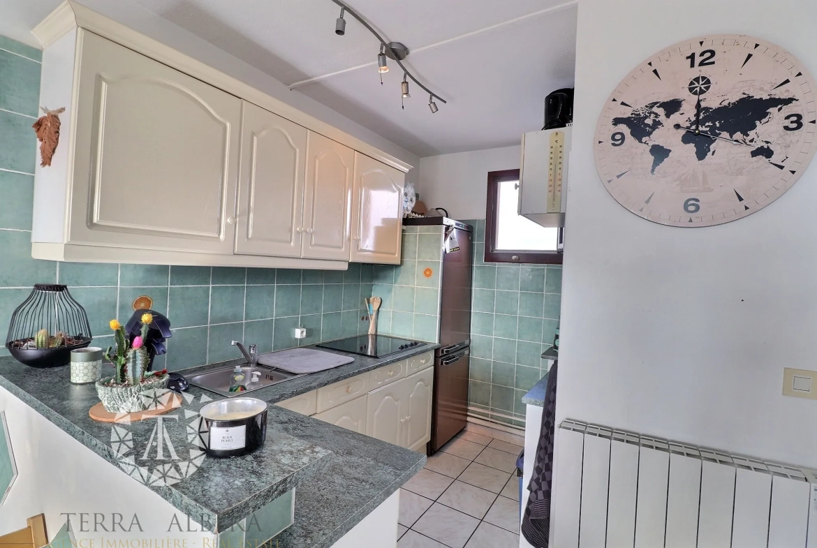 Appartement 3 pièces à Canet Sud avec terrasse et parking à 250m de la mer 