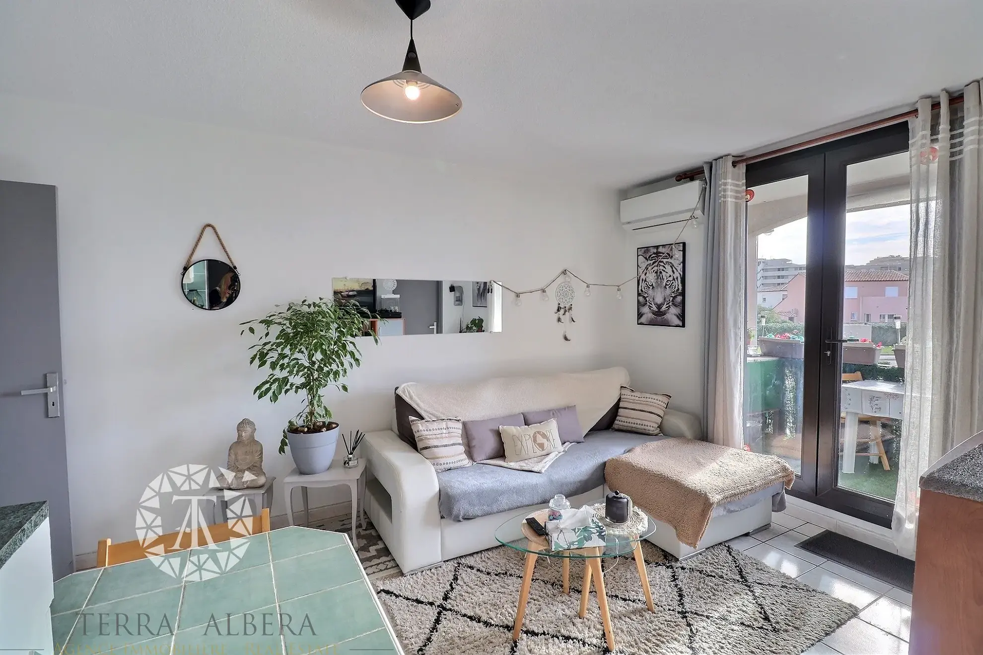Appartement 3 pièces à Canet Sud avec terrasse et parking à 250m de la mer 