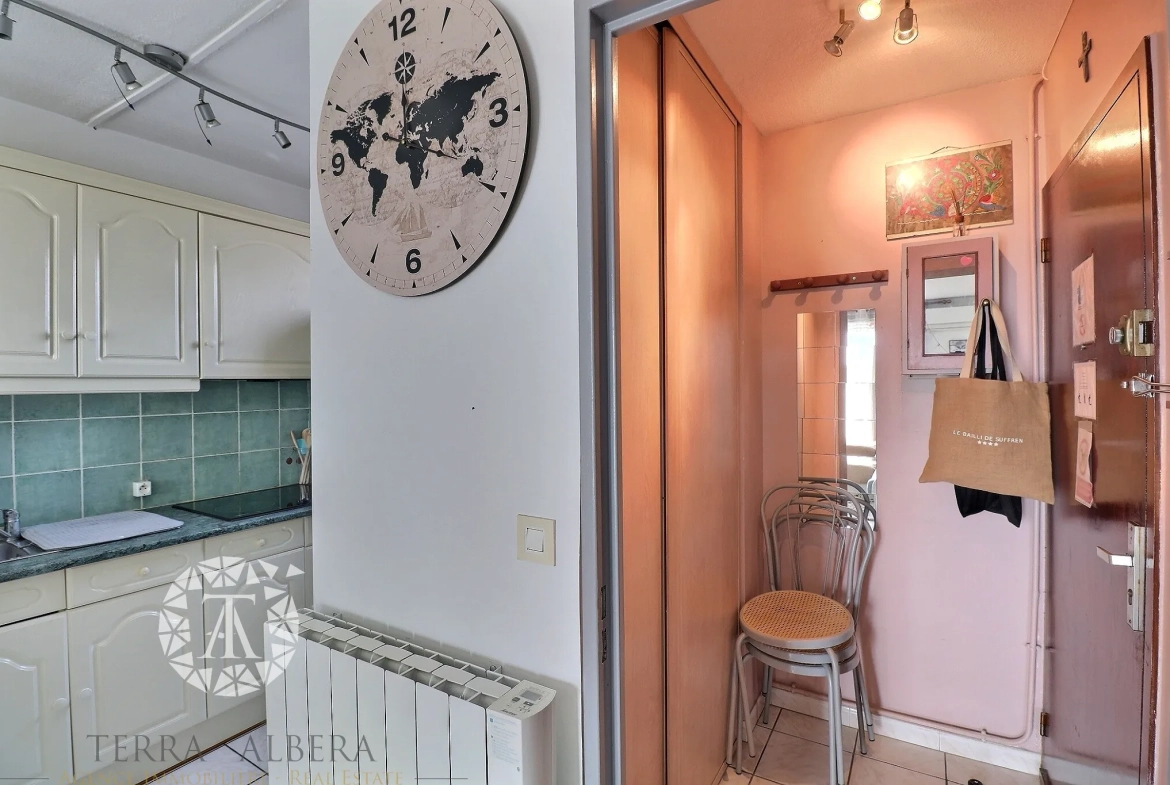 Appartement 3 pièces à Canet Sud avec terrasse et parking à 250m de la mer 