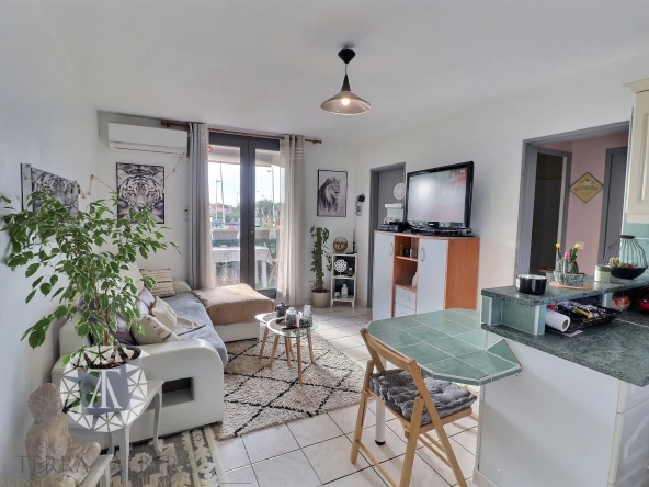 Appartement 3 pièces à Canet Sud avec terrasse et parking à 250m de la mer