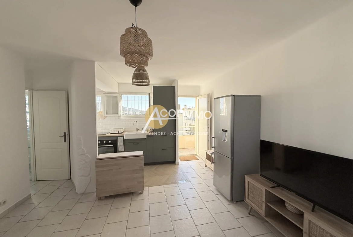 Appartement T2 de 35m² avec loggia et garage à Six Fours Les Plages 