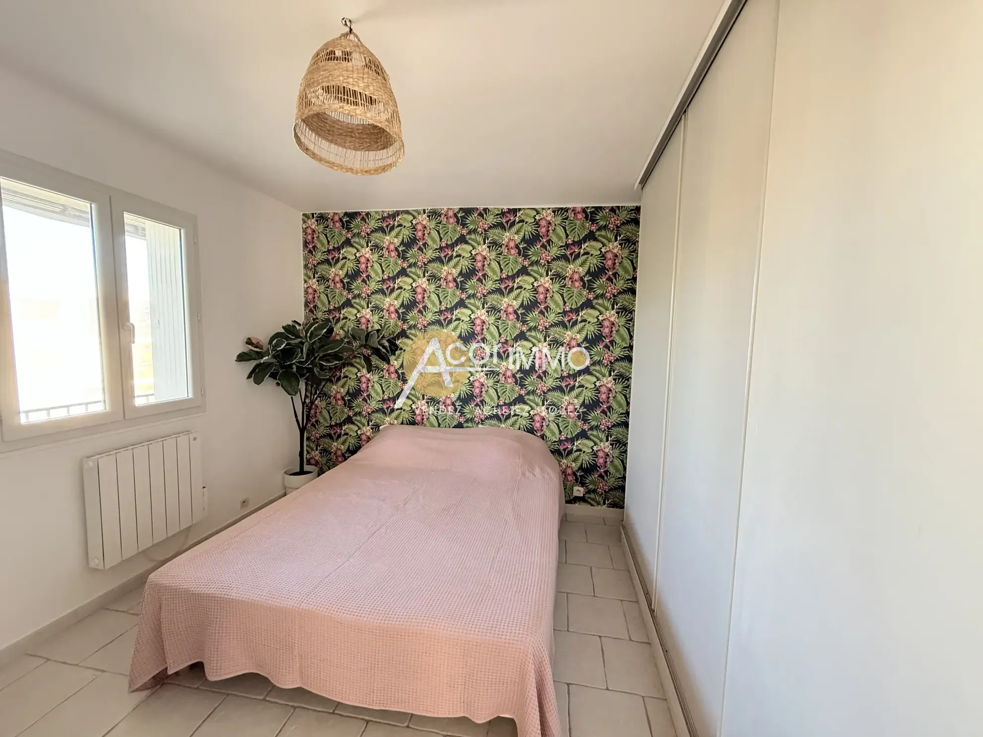 Appartement T2 de 35m² avec loggia et garage à Six Fours Les Plages 
