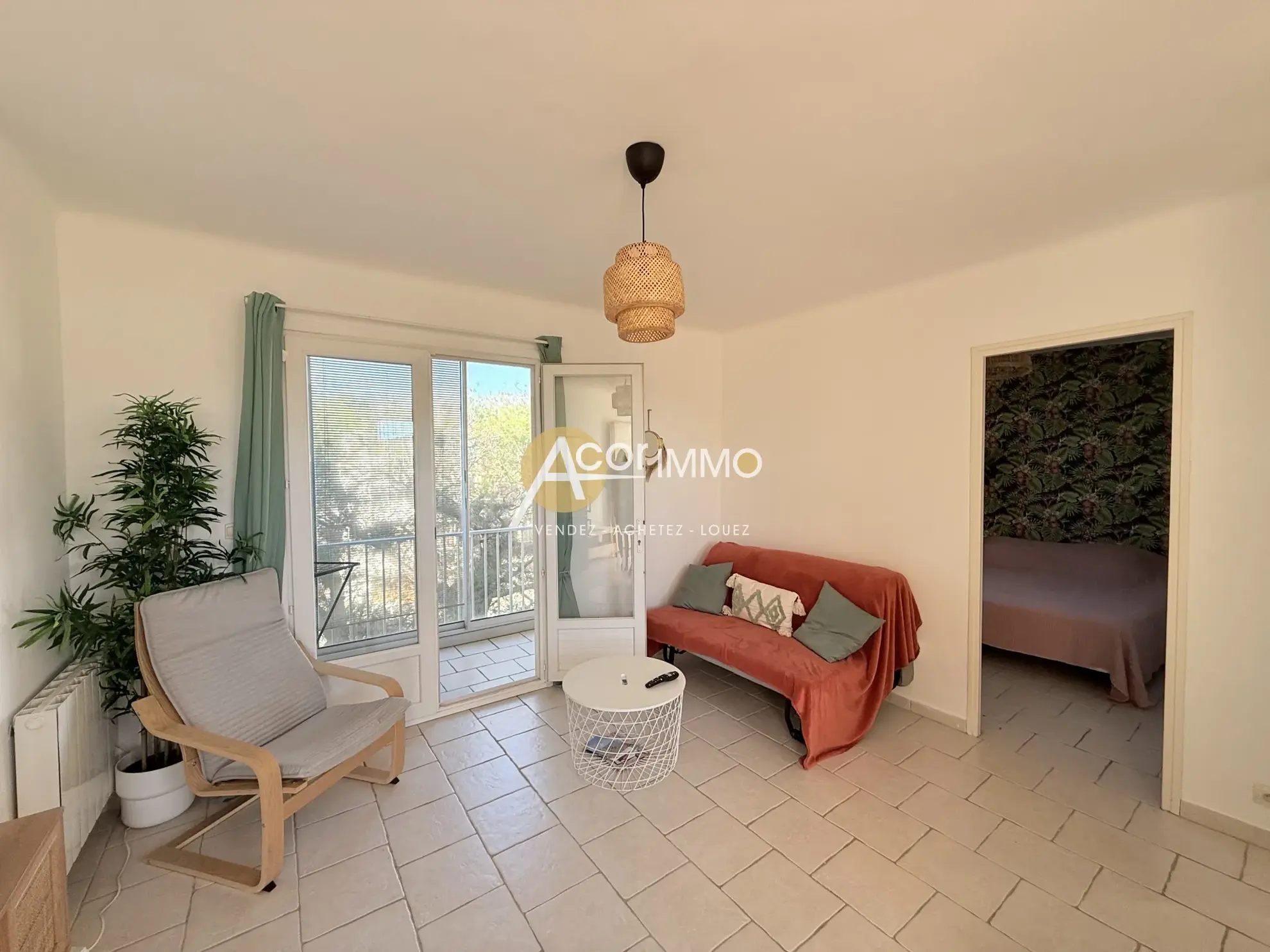 Appartement T2 de 35m² avec loggia et garage à Six Fours Les Plages 