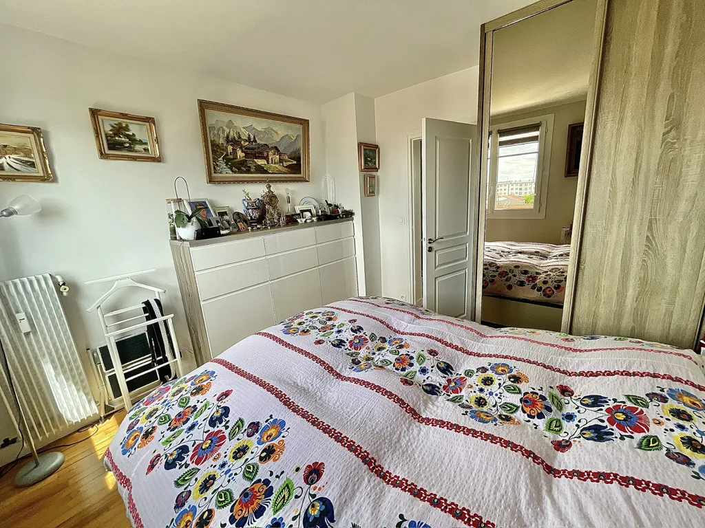 Appartement de 64 m² avec balcon proche Bords de Marne à Champigny-sur-Marne 