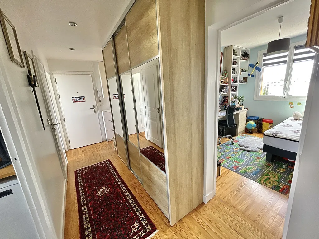 Appartement de 64 m² avec balcon proche Bords de Marne à Champigny-sur-Marne 