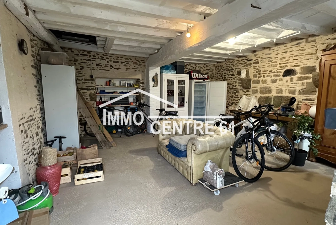 Maison rénovée avec dépendance à Bagnoles de l'Orne - 107 500 € 