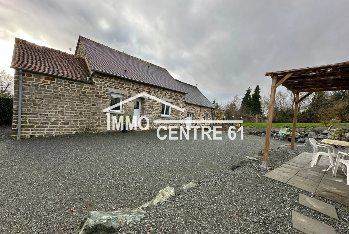 Maison rénovée avec dépendance à Bagnoles de l'Orne - 107 500 € 