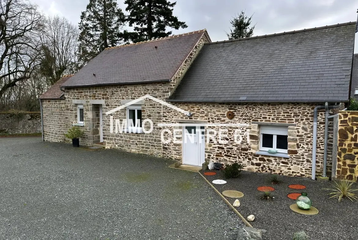 Maison rénovée avec dépendance à Bagnoles de l'Orne - 107 500 € 