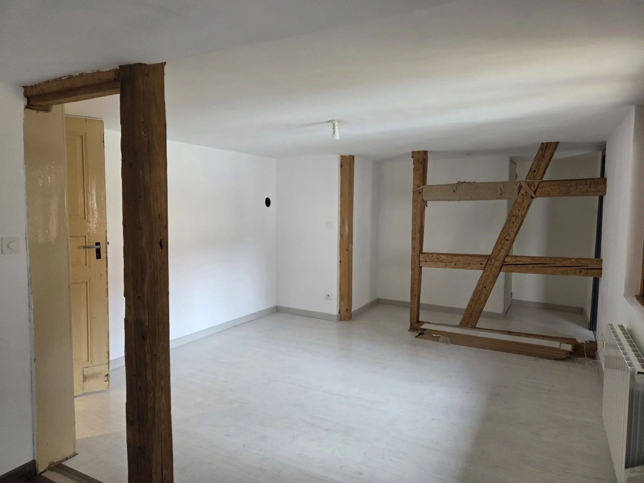 Maison de ville à Obernai 85 m² avec cour et rénovations 